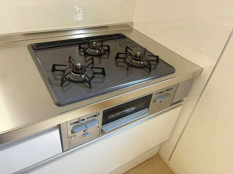 6867 (11)